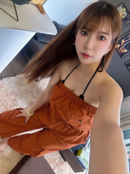 本日は撮影会でした！🥰💓  めっちゃ暑い中来てくれた皆様ありがとう🥺✨今日もずっとお喋りしてて楽しかった🤣💓  明日のイベントでひとまず1ヶ月ほどお休み入ります〜☺わー！夏休みぃ！！！  実践と、撮影会は後半あたりやる予定なのでよろしくね！🧏🏻&zwj;♀️