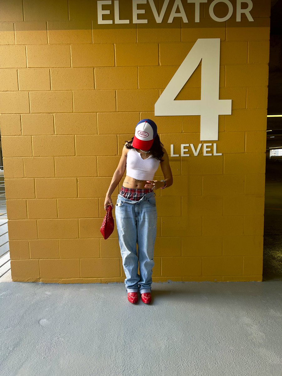jalexiaa_'s tweet photo. Oh hey it’s me again ! ❤️ https://t.co/8K2MfCH64N