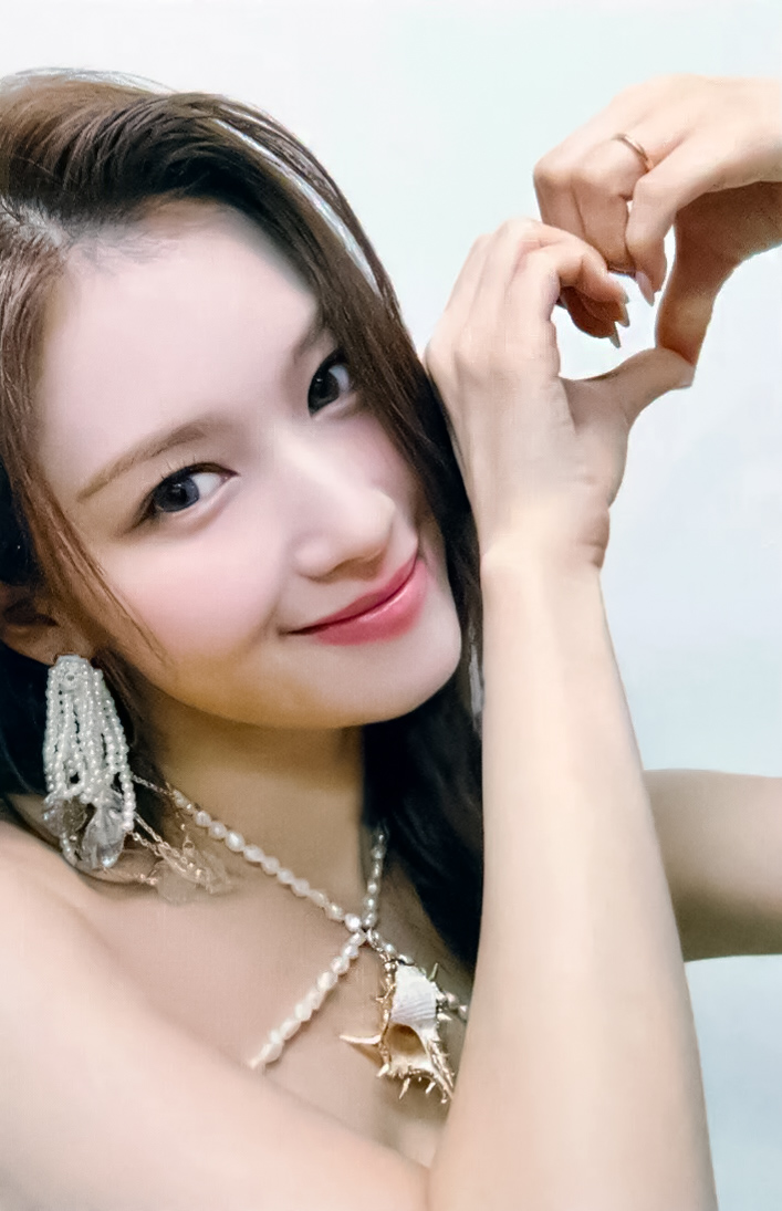 TWICE JAPAN 5th ALBUM DIVE Member Solo Jacket Ver. 