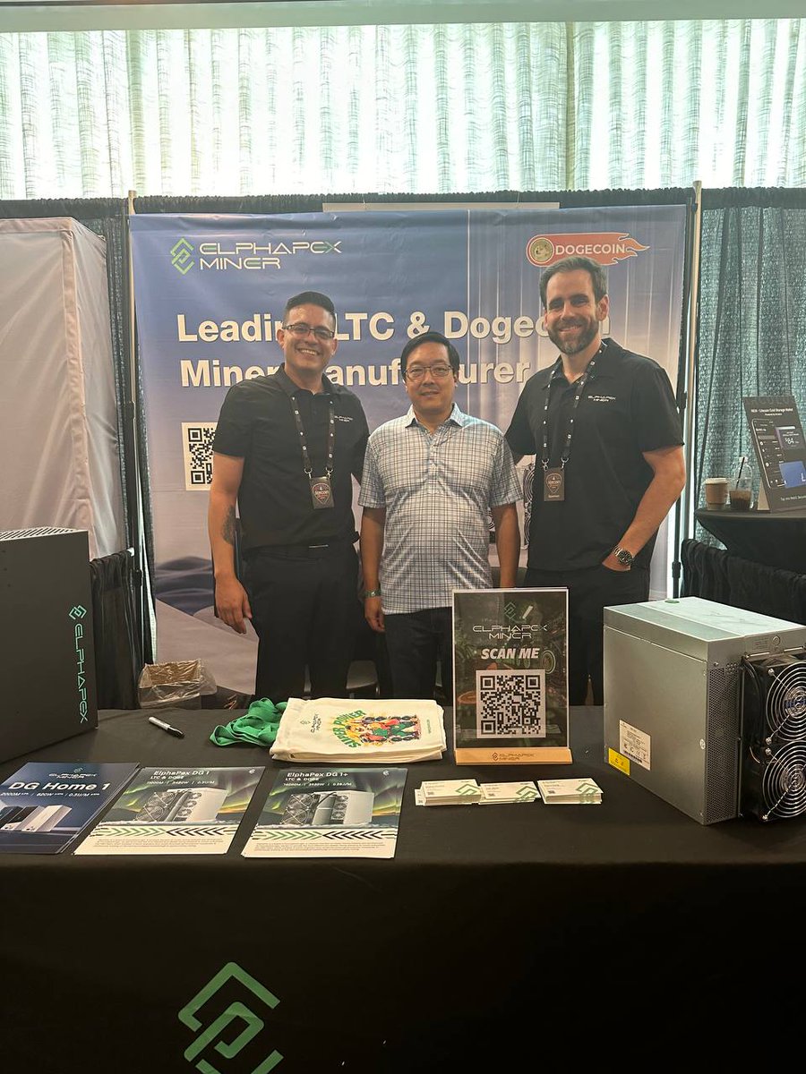 ElphaPex's tweet photo. We were thrilled to have @SatoshiLite, the creator of @litecoin, visit our booth and sign our DG1 miner at #LTCSummit2024 in #Nashville! The #ElphaPexTeam is energized to connect and grow with the amazing LTC community.  Ⓜ️ 🚀⚡️ #Litecoin