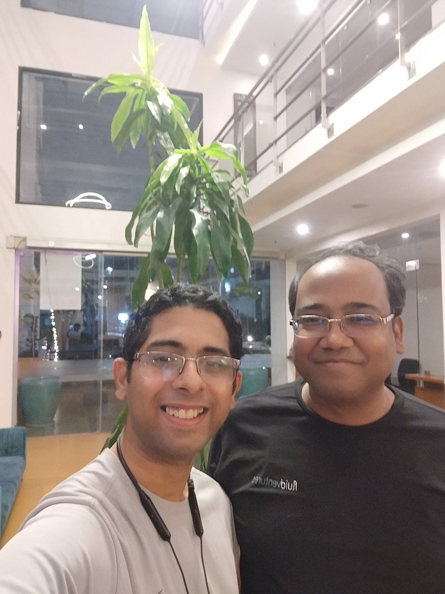 Late night #ChaiPeCharcha with <a href="/AmitSingalca/">Amit Singal</a> from #FluidVentures