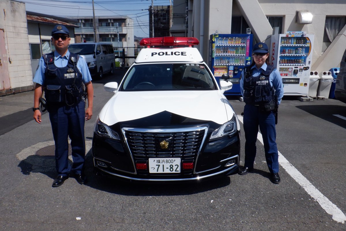 警察 GTTPRdzaYAIsnvM.jpg