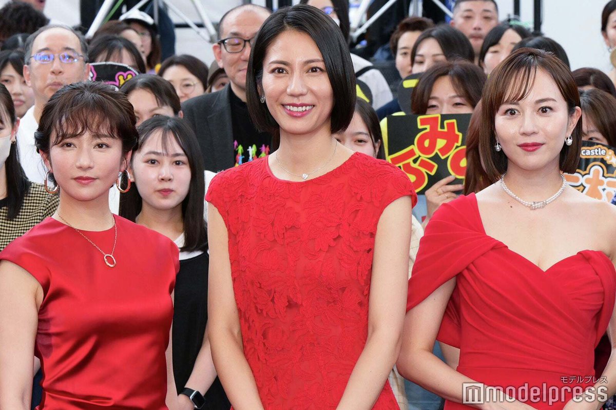 modelpress's tweet image. 【初回】松下奈緒主演「スカイキャッスル」
きょう7/25よる9時スタート🏰

セレブたちのドロ沼マウントバトル
沼落ち確定のサスペンスミステリー開幕！

🔻会見の様子を振り返り
木村文乃がハプニングに笑顔で対応
mdpr.jp/drama/4333039

👇キャスト詳細はリプ欄

#スカイキャッスル @skycastle__ex