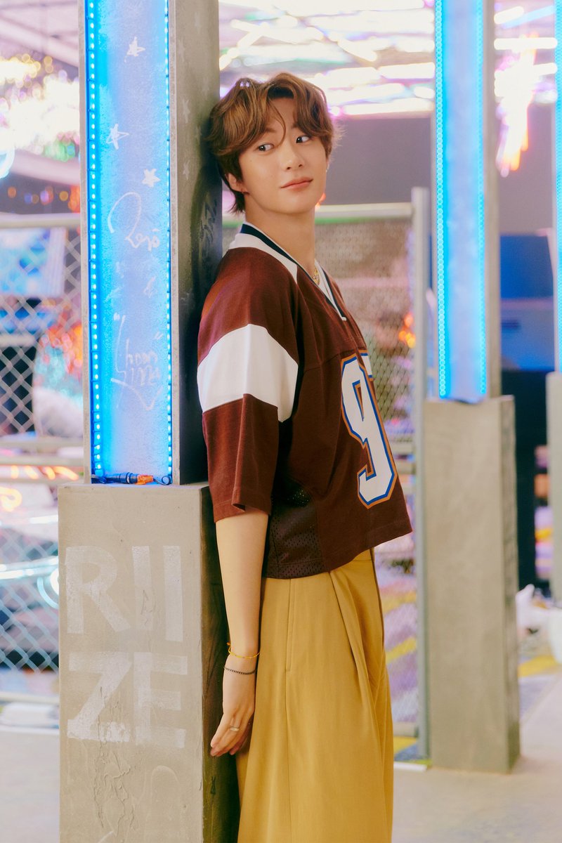 RIIZE_JPN's tweet image. RIIZE 【Lucky - The 1st Japan Single】
🎧 Digital Release ➫ 2024.07.29
💿 Single Release ➫ 2024.09.05

#RIIZE #라이즈
#ANTON #앤톤
#RISEandREALIZE
#Lucky #RIIZE_Lucky