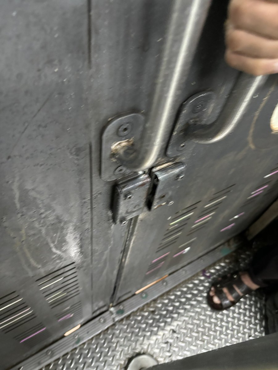 AdityaGonsalves's tweet photo. @WesternRly Hi Western Railway, can you please fix this lock on this boggie. It is raining heavily but we can’t lock the doors due to the broken lock. Kindly look into this please. https://t.co/VWEatE2zJY