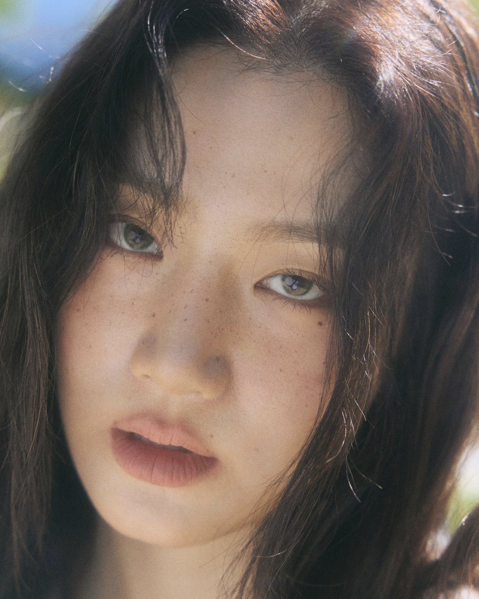 DazedKorea's tweet photo. Fun Summer Days of Joy #협찬

박주현의 또 다른 여름날의 추억 

#박주현 #Parkjuhyun #로제도르 #roseedor #하이드로겐 #hydrogen #미소페 #misope #호이아나리조트앤골프 #hoianaresortgolf #newworldhoianabeachresort #Vietnam 
 더 많은 콘텐츠는 <데이즈드> 8월호와 디지털에서 확인하세요. https://t.co/7HkW9TzBrv