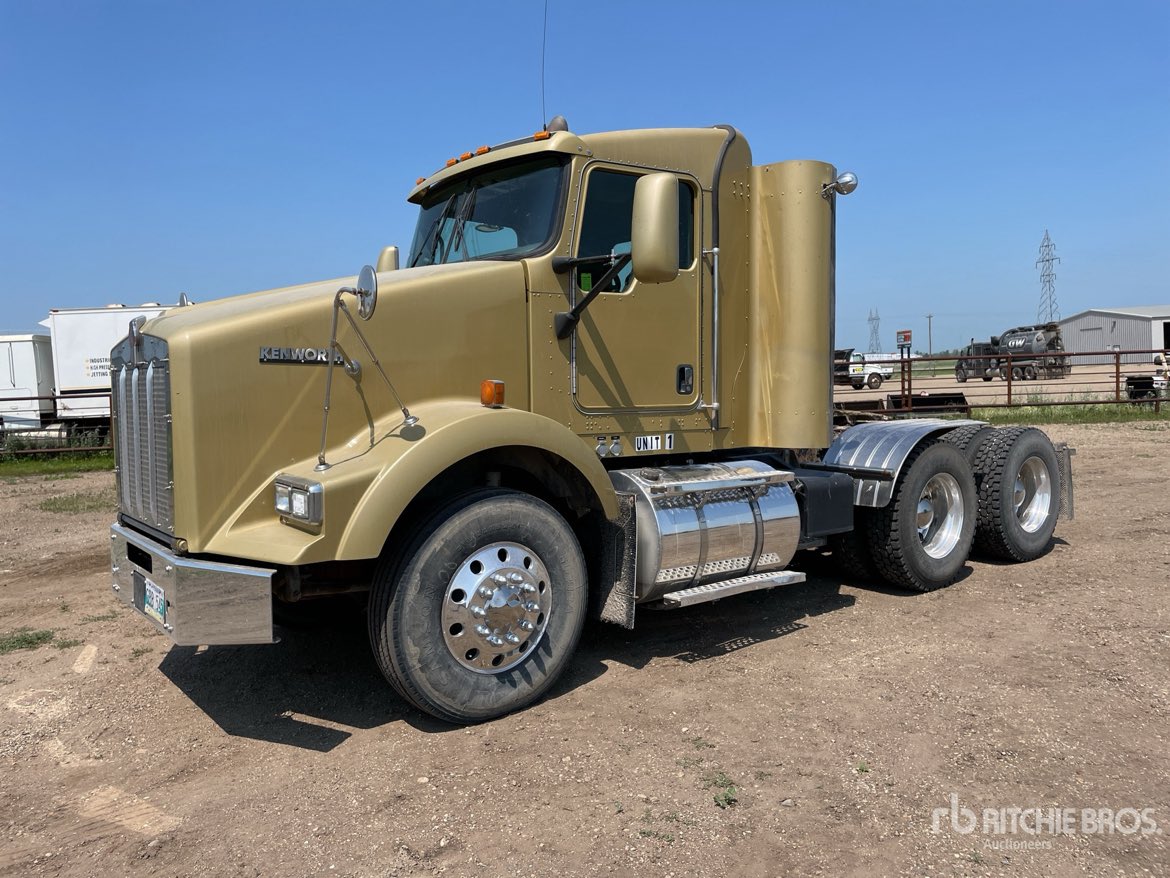 2008 Kenworth T800 6x4 T/A Day Cab Truck Tractor
~~~13 hrs. left ~~~ritchie bros.  rbauction.com/pdp/12012476?u…