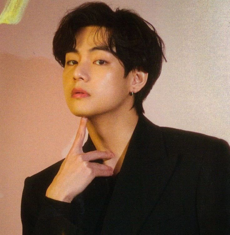 kvsbabes's tweet photo. FAVORITE ADDICTION

— a filo #taekookau that follows the story of Blake, the fearless &amp; intimidating son of a Mafia leader, and Calli, the feisty individual whose background is unidentified/blocked.

The question is, sino nga ba talaga ang nag-iisang Kent Callisto Kim? https://t.co/SneXOTSlpj