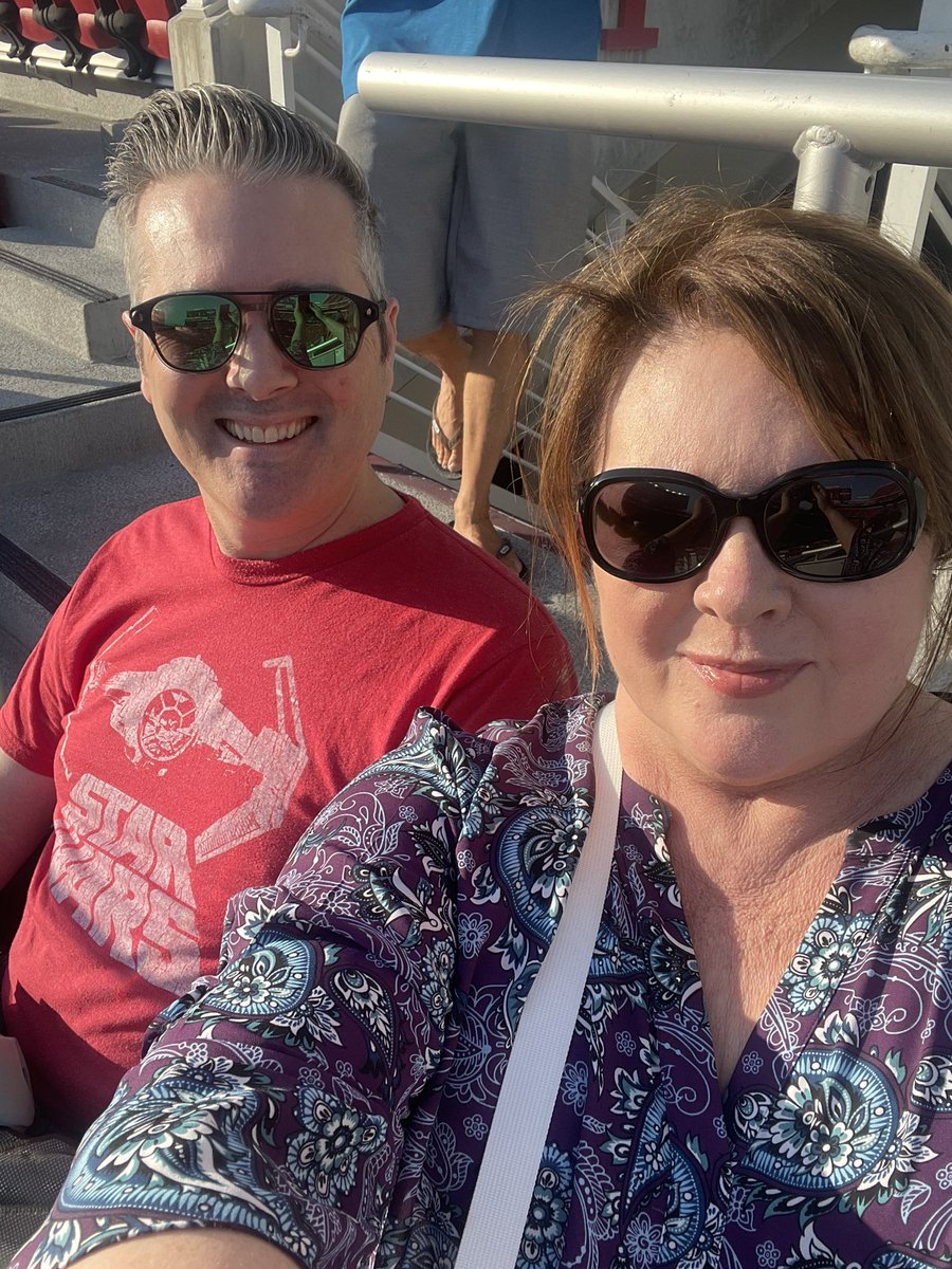 tacert's tweet photo. At Levi’s Stadium watching #Wrexham AFC #WrexCoastTour ⚽️🏟️🥅🎉 https://t.co/87HIGtuEv5
