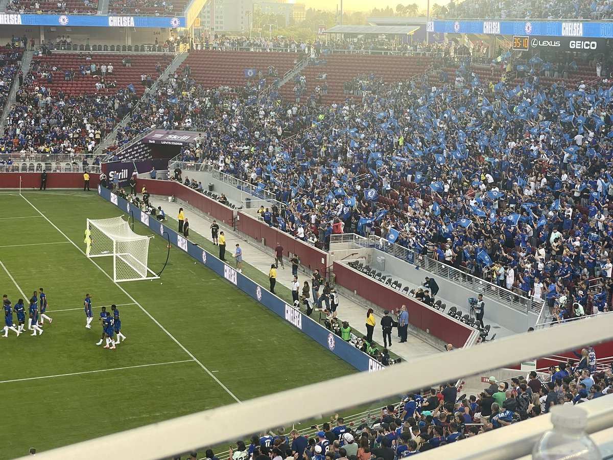 tacert's tweet photo. At Levi’s Stadium watching #Wrexham AFC #WrexCoastTour ⚽️🏟️🥅🎉 https://t.co/87HIGtuEv5