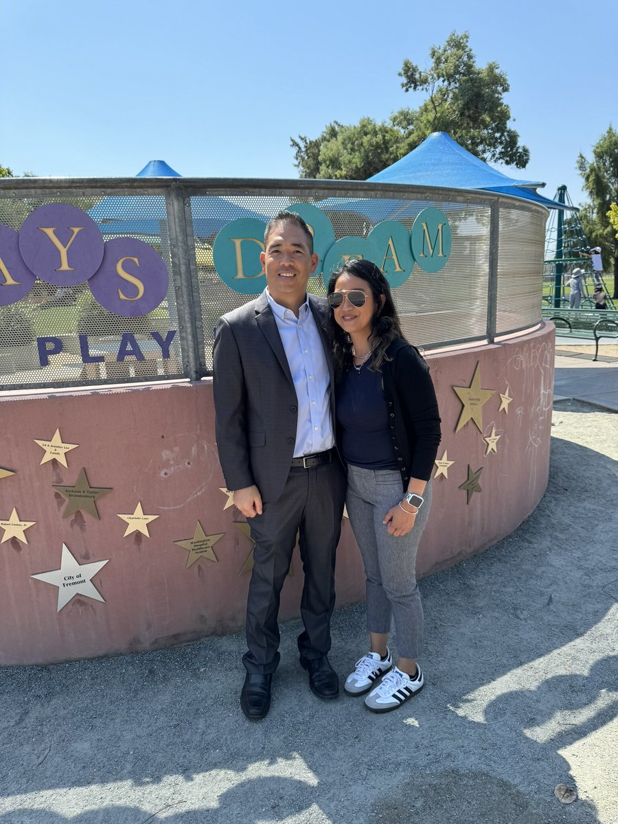 Jeffrey Velotta MD FACS (@jvelottamd) on Twitter photo Lung cancer in Asian women who don’t smoke is on the rise, we need to be screening high risk groups, it’s a hot zone in the Bay Area <a href="/Dreamlab_UCSF/">DreamLab UCSF</a> <a href="/kpnorcal/">KPNorthernCal</a> @<a href="/KPDOR/">Kaiser Permanente Research NorCal</a> <a href="/KPIXtv/">CBS News Bay Area</a> thank you <a href="/NewsWithKevin/">Kevin Ko</a> <a href="/TheWRP4LC/">The White Ribbon Project™</a> <a href="/AsianHealth818/">AsianHealthServices</a> thank you always dream park <a href="/kristiyamaguchi/">Kristi Yamaguchi</a> Lung cancer in Asian women who don’t smoke is on the rise, we need to be screening high risk groups, it’s a hot zone in the Bay Area <a href="/Dreamlab_UCSF/">DreamLab UCSF</a> <a href="/kpnorcal/">KPNorthernCal</a> @<a href="/KPDOR/">Kaiser Permanente Research NorCal</a> <a href="/KPIXtv/">CBS News Bay Area</a> thank you <a href="/NewsWithKevin/">Kevin Ko</a> <a href="/TheWRP4LC/">The White Ribbon Project™</a> <a href="/AsianHealth818/">AsianHealthServices</a> thank you always dream park <a href="/kristiyamaguchi/">Kristi Yamaguchi</a>
