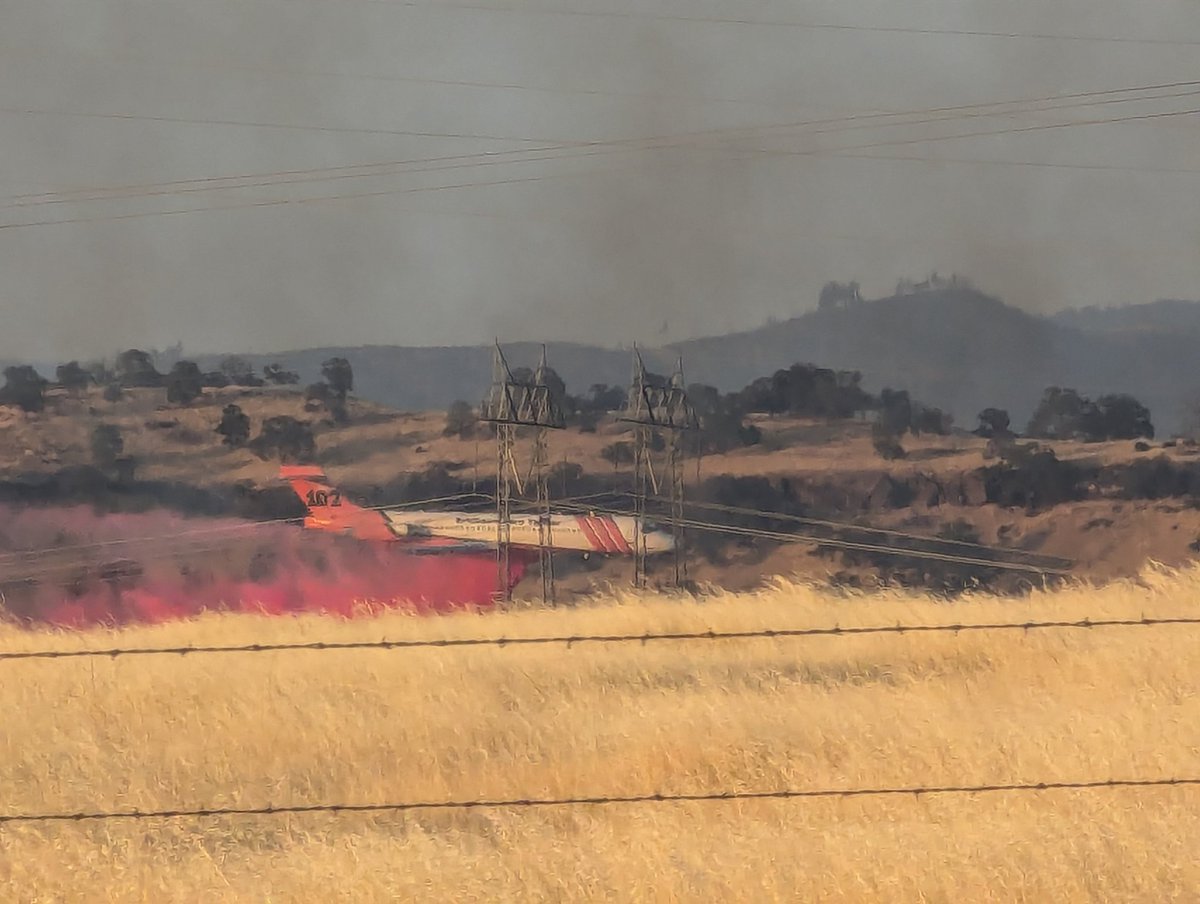 wesleybrennan87's tweet photo. Some photos of the #ParkFire &amp; #PentzFire https://t.co/zWo2kmwU4N