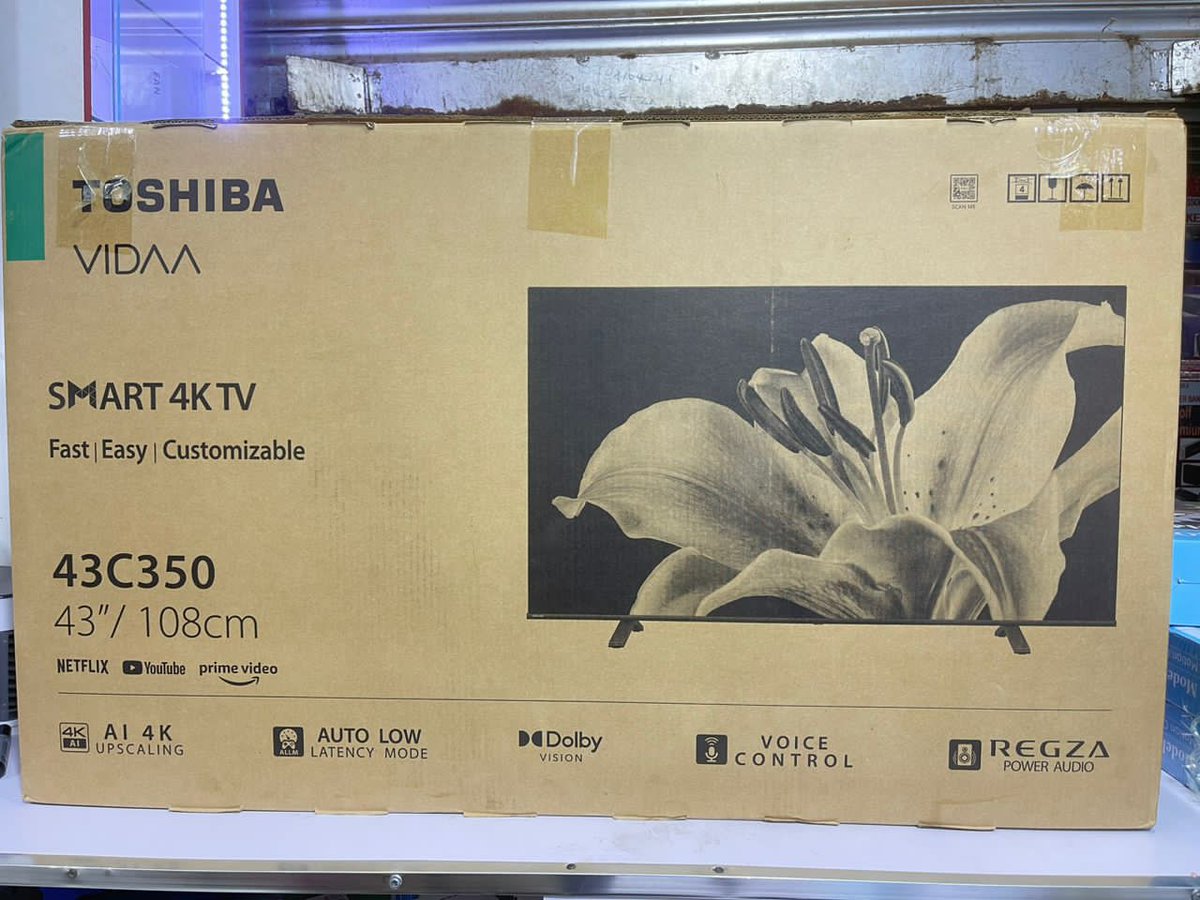 kayondo547's tweet photo. 4k smart Tv 43inch
At only 900,000 
0752896547 or vist ust at Yamaha center lb 47basment https://t.co/pwlhoVL6wB