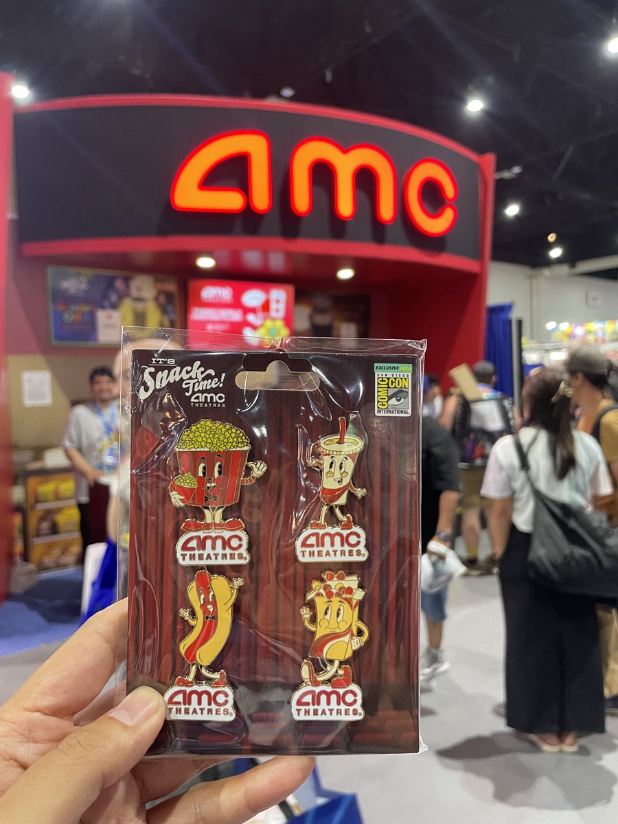 SD_Comic_Con's tweet photo. Somehow, heartbreak feels good in a place like @AMCTheatres’ booth #3945 https://t.co/bdypXw85bC