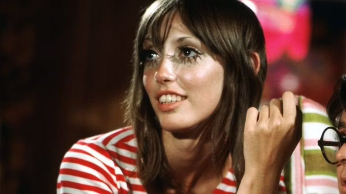 thepinksmoke's tweet photo. Name a movie star whose aura you just really love. Someone who you understand why it's special that they get shared with the world. https://t.co/SA99UzPKE0