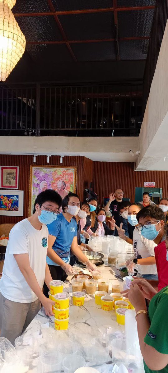 ‘ANGAT BUHAY IN ACTION’

LOOK: TLR Parañaque Volunteers provides hot meals to 218 individuals affected by Typhoon Carina at Palanyag Gym in Barangay San Dionisio, Parañaque City this morning, July 25. 

Meanwhile, Trining’s Kitchen is packing 258 hot meals to be distributed to