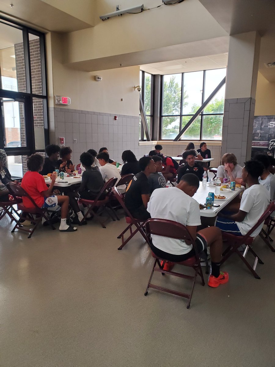 PC North Boys Basketball tweet media