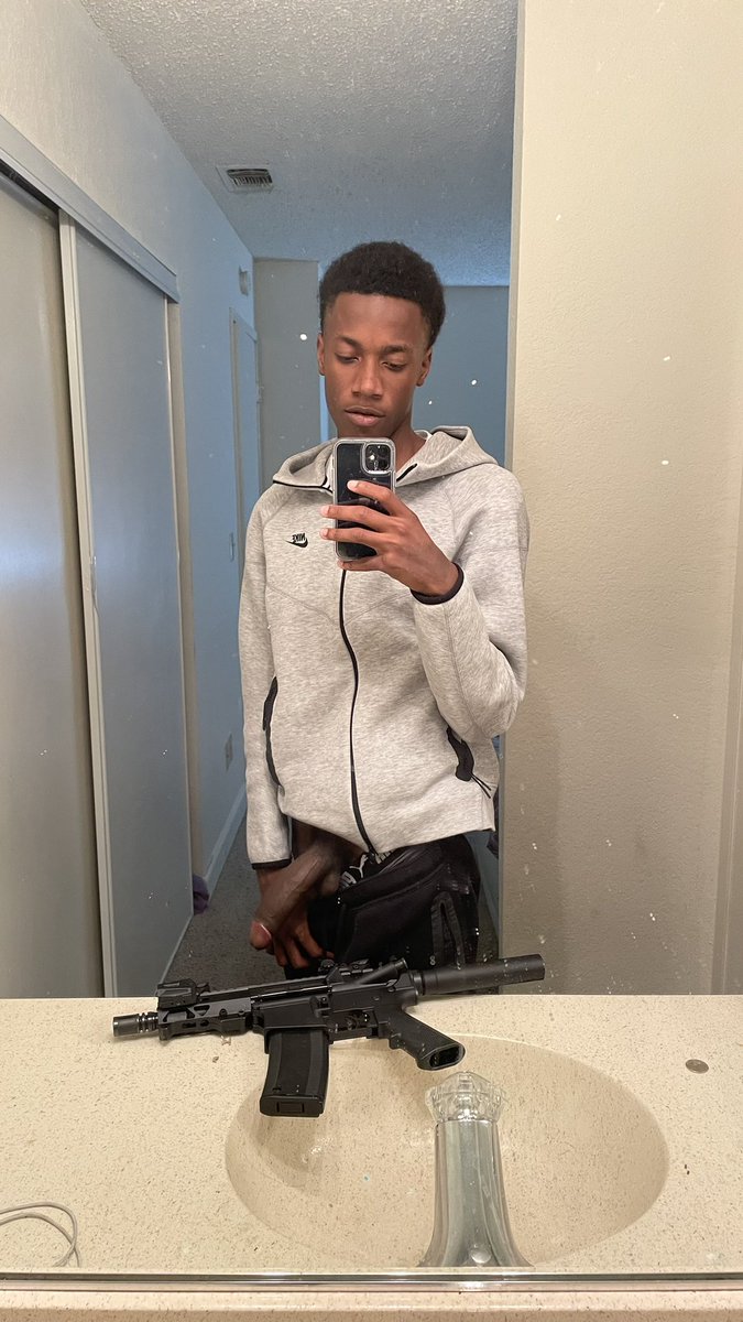 😝