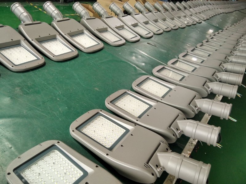 Fenixledlight's tweet image. IP65 led street light 
Aluminum+PC lens+Tempered Glass Cover
120°
PHILIPS SMD3030 LED chip
CRI&amp;gt;70Ra
PHILIPS LED Driver:AC85-265V / 50-60Hz
PF&amp;gt;0.9
5years warranty

50W:6000-6500lm
100W:12000-13000lm
150W:18000-19500lm
200W:24000-26000lm

#ledstreetlight
#litestarled.com