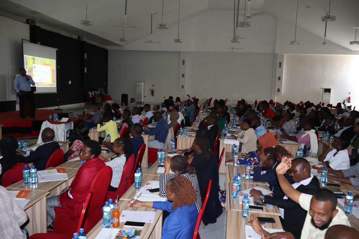 G_B_Fund's tweet photo. @CherekoTonie presents on the Monitoring, Evaluation, and Learning at the Jiinue Growth Program (JGP) #JETstraining. JGP in partnership with @MastercardFdn and a consortium led by @G_B_Fund offers business training and affordable financing access to #MSMEs. #YoungAfricaWorks https://t.co/FZvbNoomlt