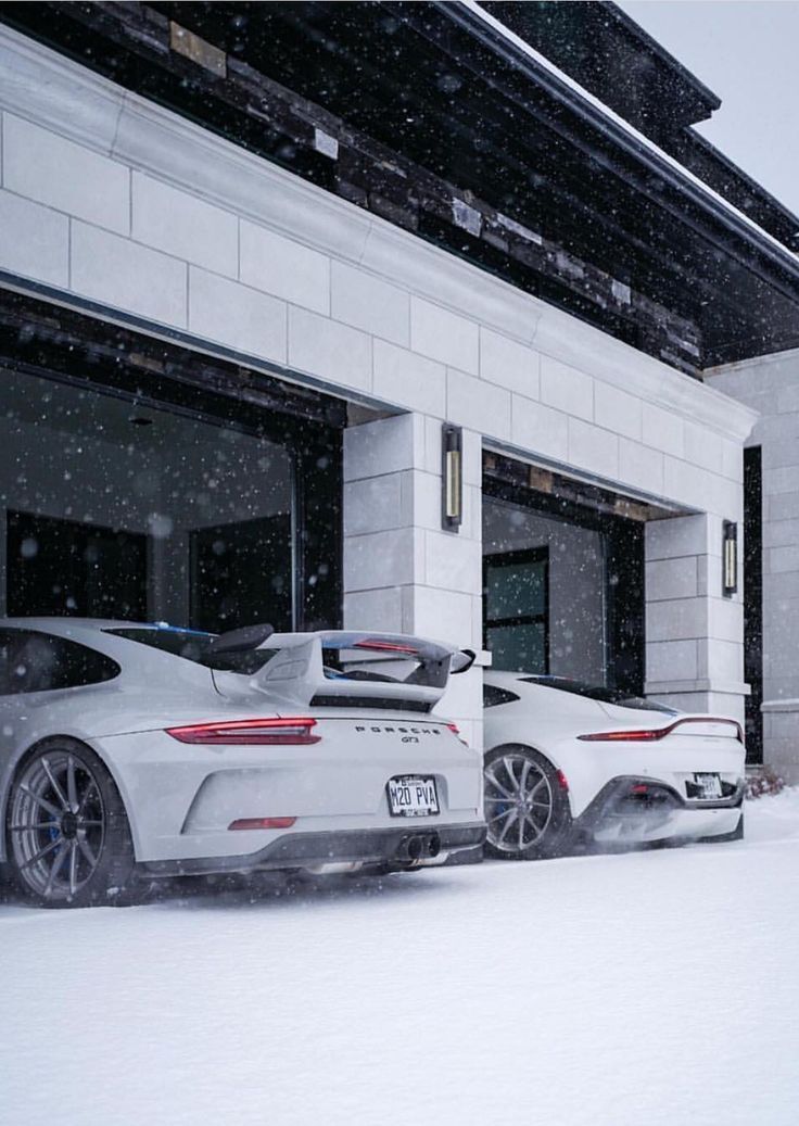 Auto_Porn's tweet photo. life goals: https://t.co/jzigjbOUtE