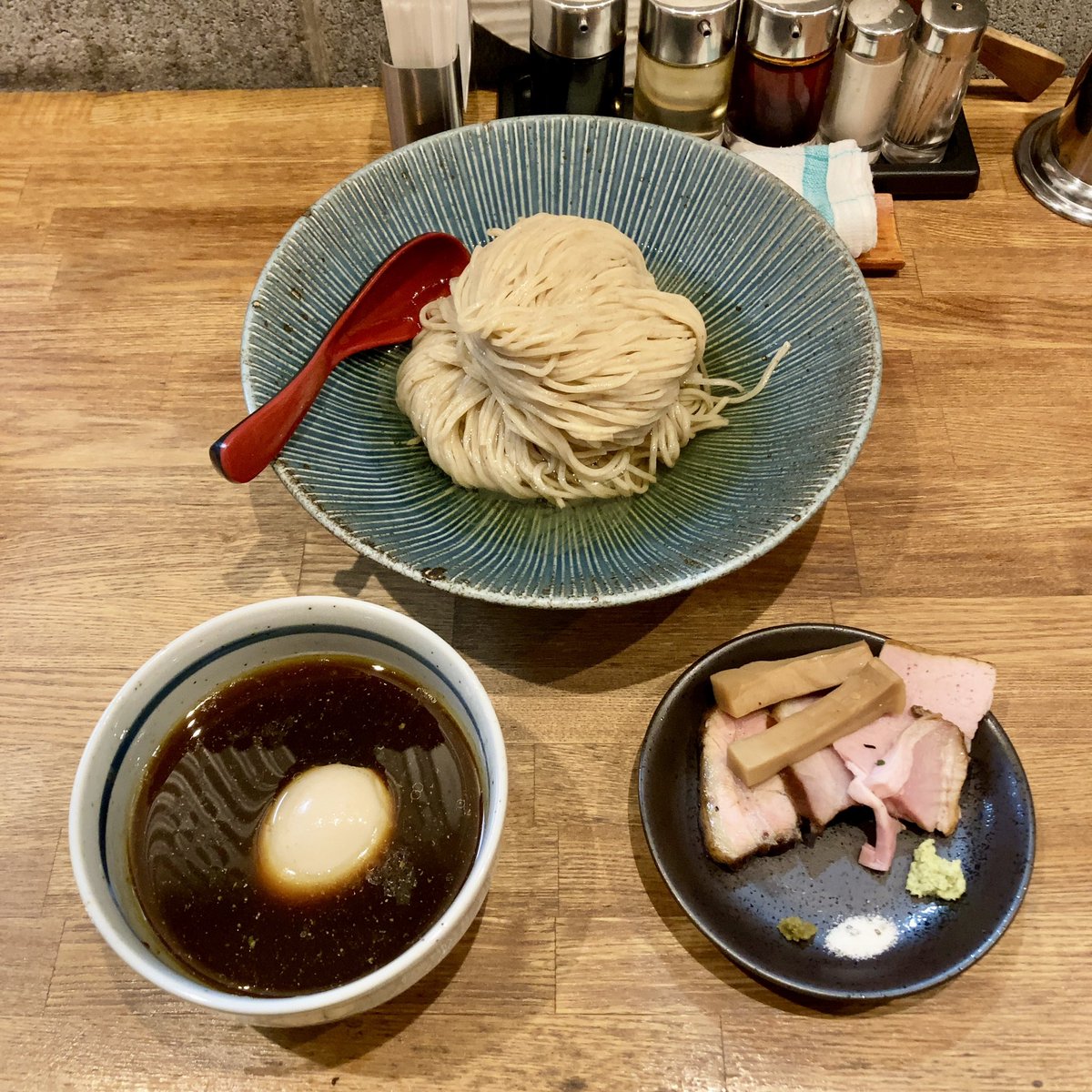 ramen_life_'s tweet photo. 麺処 青野
埼玉県大里郡寄居町保田原215-1

・限定 あおさ水つけそば（醤油）
・中盛り

磯の香りが堪ら〜んつけそば🎵
山葵、塩などで麺だけ楽しんでも良し！
旨味たっぷりのつけ汁につけても良し！
めっちゃ美味かった〜😆
ご馳走様です😊 https://t.co/fZKJl1VlCn