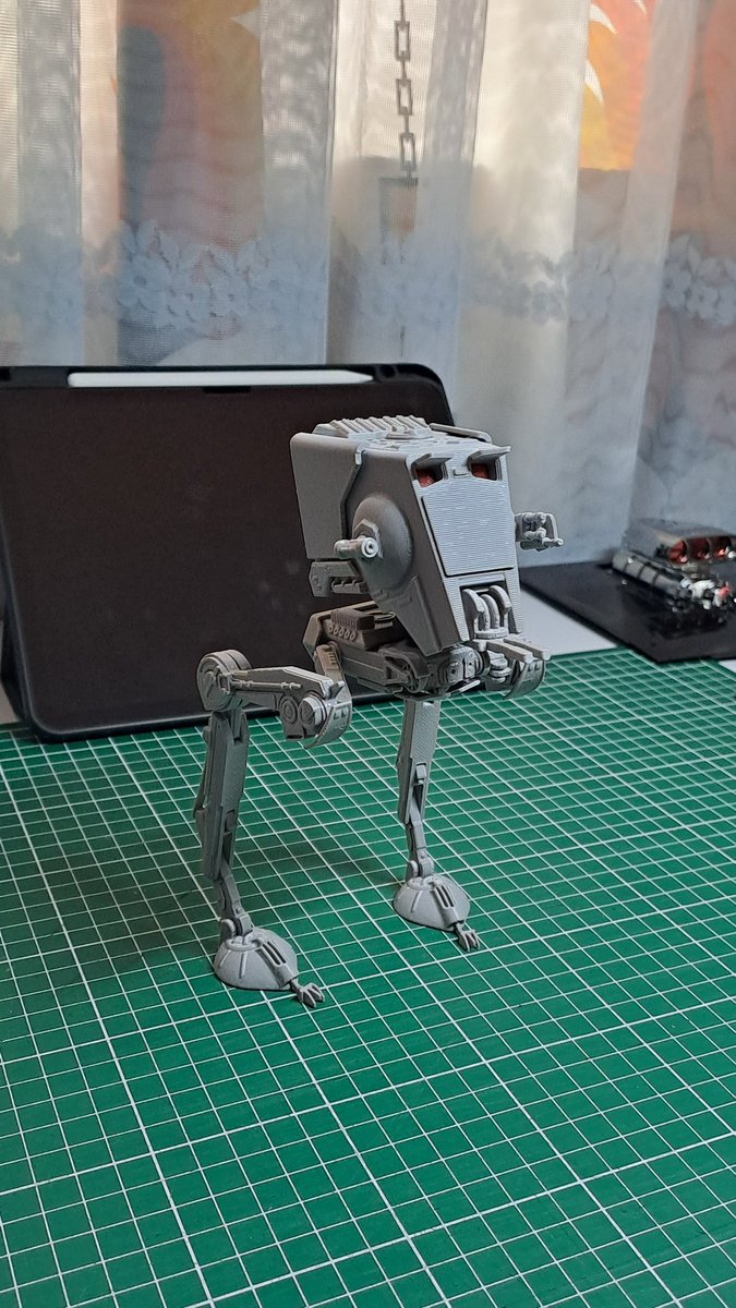 anbricks21's tweet photo. AT-ST from Star Wars 3d printed #StarWars #3dprint #impresion3d https://t.co/8FjoRA3Dur