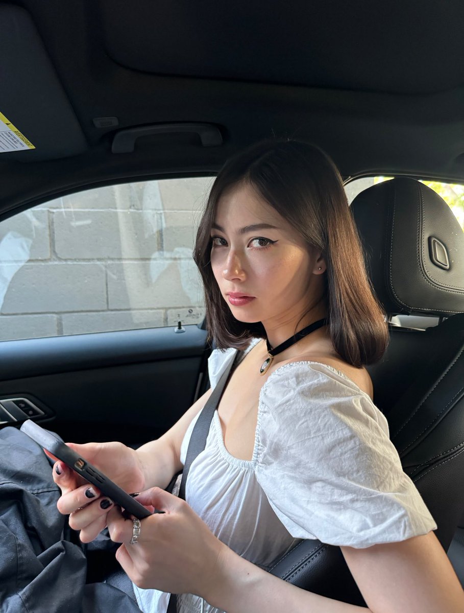Lauren Tsai tweet media