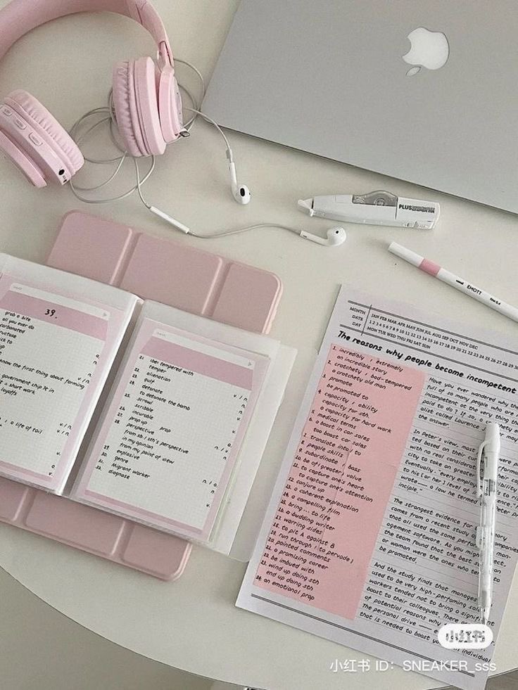 studaeys's tweet photo. [ day 2 ] . . . re-starting

hello! i'm aeri, not new to #studytwt, #studytwtph, #lifetwt, #archivetwt and i’m looking for moots !

. . . info ! 🗯️

☆ incoming grade 11 student (humss) !
☆ she/her | eng/fil | ‘07
☆ likes kpop, music, books, and cats

♡ / ↻ to be mutuals! https://t.co/q1obnRUT9X