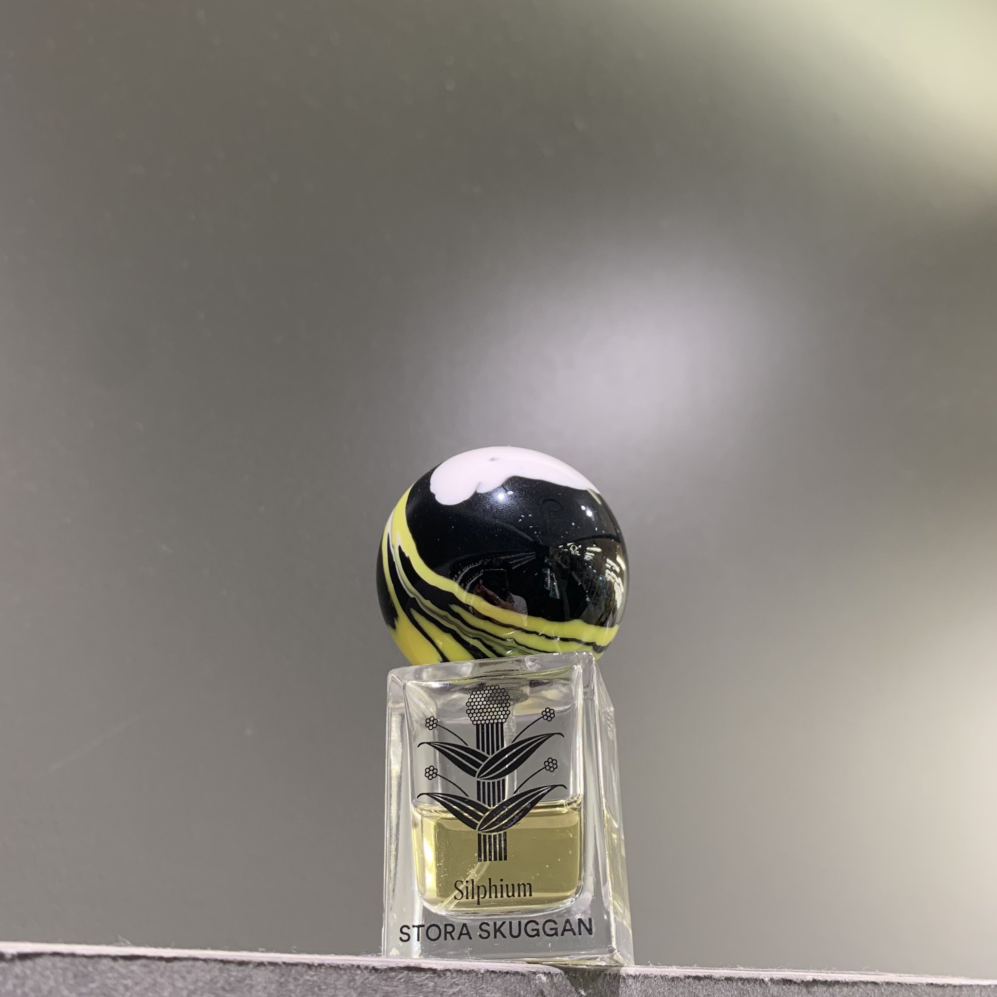 シルフィム｜絶滅した薬草 – NOSE SHOP