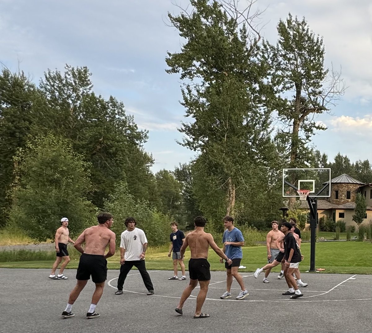 Molly Vigen (@movigs) on Twitter photo Tonight it was our <a href="/MSUBobcats_FB/">Montana State Football</a> freshman in the house! These Cats are VERY competitive!!! This high energy & tight-knit crew had some intense games of hoops while being very entertaining. Excited to see them all in the blue & gold! <a href="/bvigen/">Brent Vigen</a> #GoCatsGo #BobcatBuilt #ballers Tonight it was our <a href="/MSUBobcats_FB/">Montana State Football</a> freshman in the house! These Cats are VERY competitive!!! This high energy & tight-knit crew had some intense games of hoops while being very entertaining. Excited to see them all in the blue & gold! <a href="/bvigen/">Brent Vigen</a> #GoCatsGo #BobcatBuilt #ballers