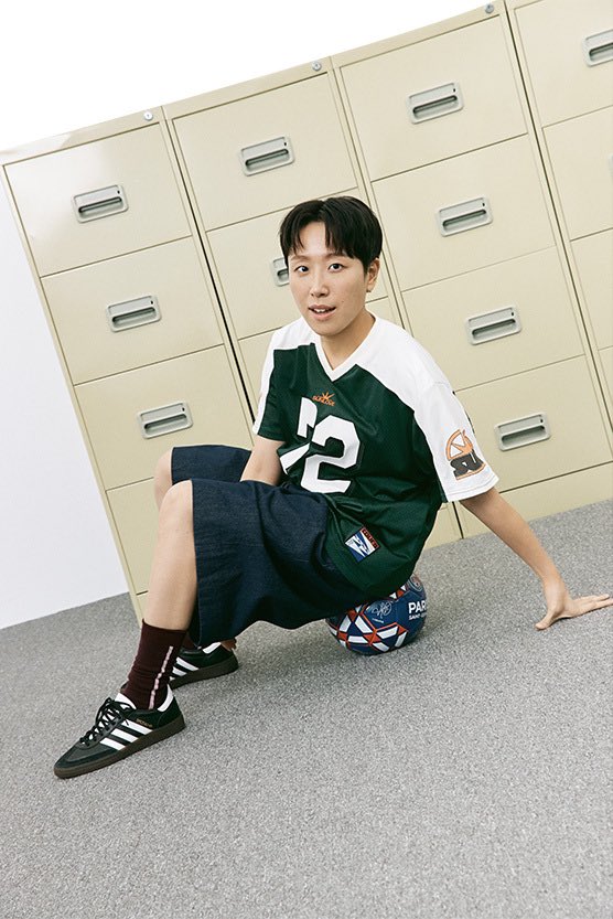 avo_2025's tweet image. 올리브영 매거진에 나온 하말넘많 화보 ⚽️ 분위기 무슨 일이야 컨셉 좋다
m.oliveyoung.co.kr/m/mtn/magazine…