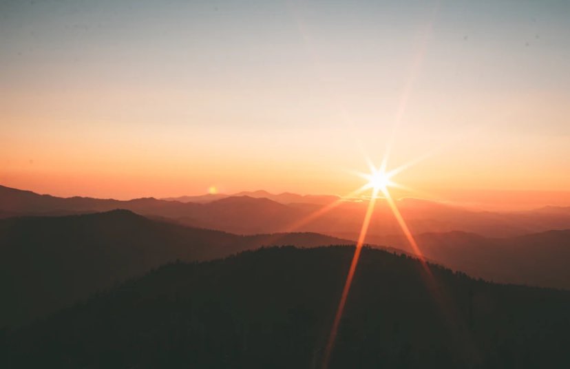 terri_dwyer's tweet image. It’s easy to do a days work whilst everyone is still sleeping when you can look at this! Happy productive day you lovely lot! ❤️ 📖 🎥 #producer #readingscripts #planning #independentfilm #HETV #coproductions #internationalcoproductions #feelingblessed