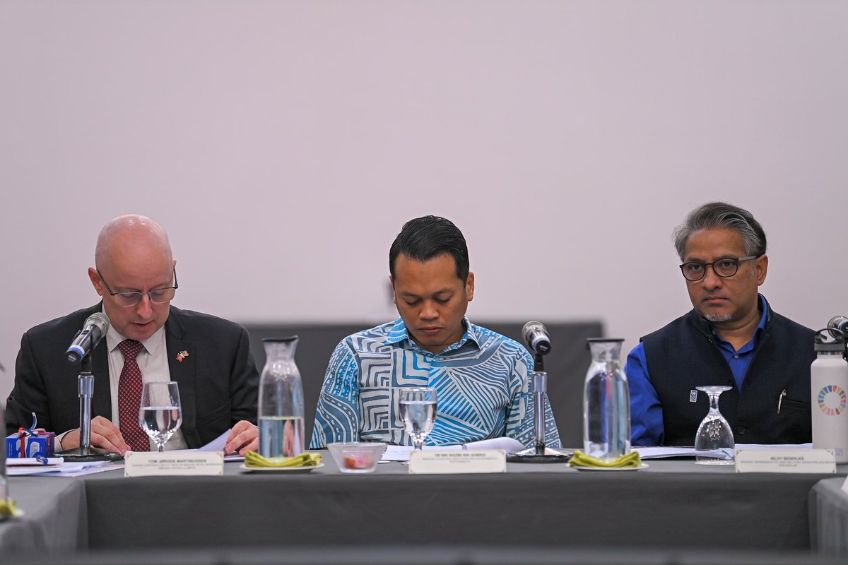 Kementerian Sumber Asli dan Kelestarian Alam (@nresmalaysia) on Twitter photo ππππππππ πππ ππππππππππ ππππππ: ππππππππ ππππππππ πππππππ πππ πππ | ππ ππππ ππππ
The Malaysia EPR Roundtable Series: Enabling Circular Economy via EPR was held today at the Putrajaya Marriott Hotel, Putrajaya. ππππππππ πππ ππππππππππ ππππππ: ππππππππ ππππππππ πππππππ πππ πππ | ππ ππππ ππππ
The Malaysia EPR Roundtable Series: Enabling Circular Economy via EPR was held today at the Putrajaya Marriott Hotel, Putrajaya.