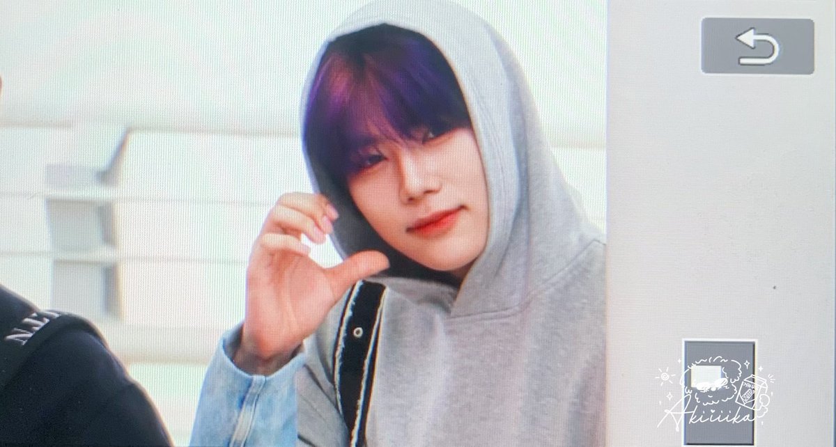 240725 INC 프리뷰

☺️🫶🏻🤲🏻

#ZB1 #朴乾煜 #박건욱 #PARKGUNWOOK #パクゴヌク #ZEROBASEONE #제베원 #제로베이스원