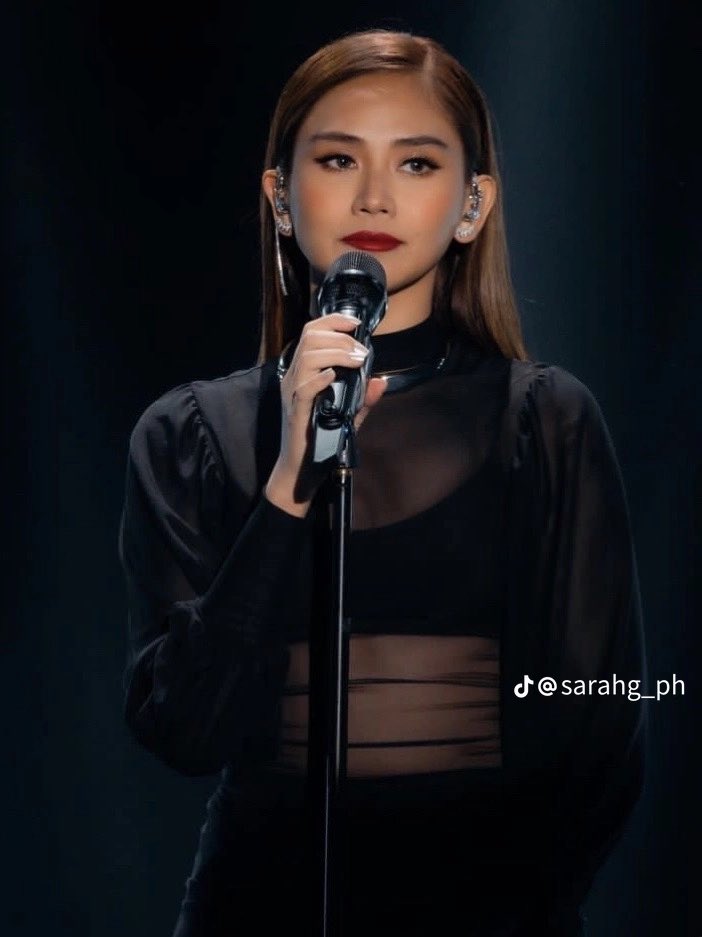 auntieselina_'s tweet photo. Happy birthday to the one and the only, unrivaled Asia's Popstar Royalty, my singing idol, Sarah G! https://t.co/wtVVhciimg