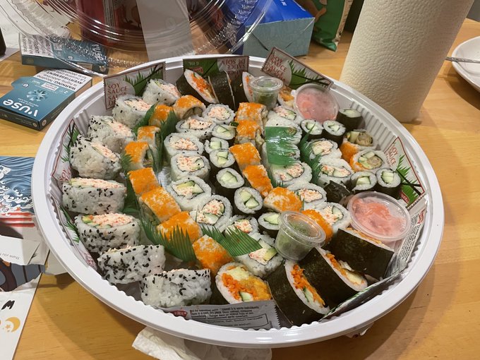 @FloofN3ss and I having a mukbang tonight🤤 https://t.co/WH8iiHT4UL<a class="tags" href="/tag/floofn3ss">@floofn3ss</a>