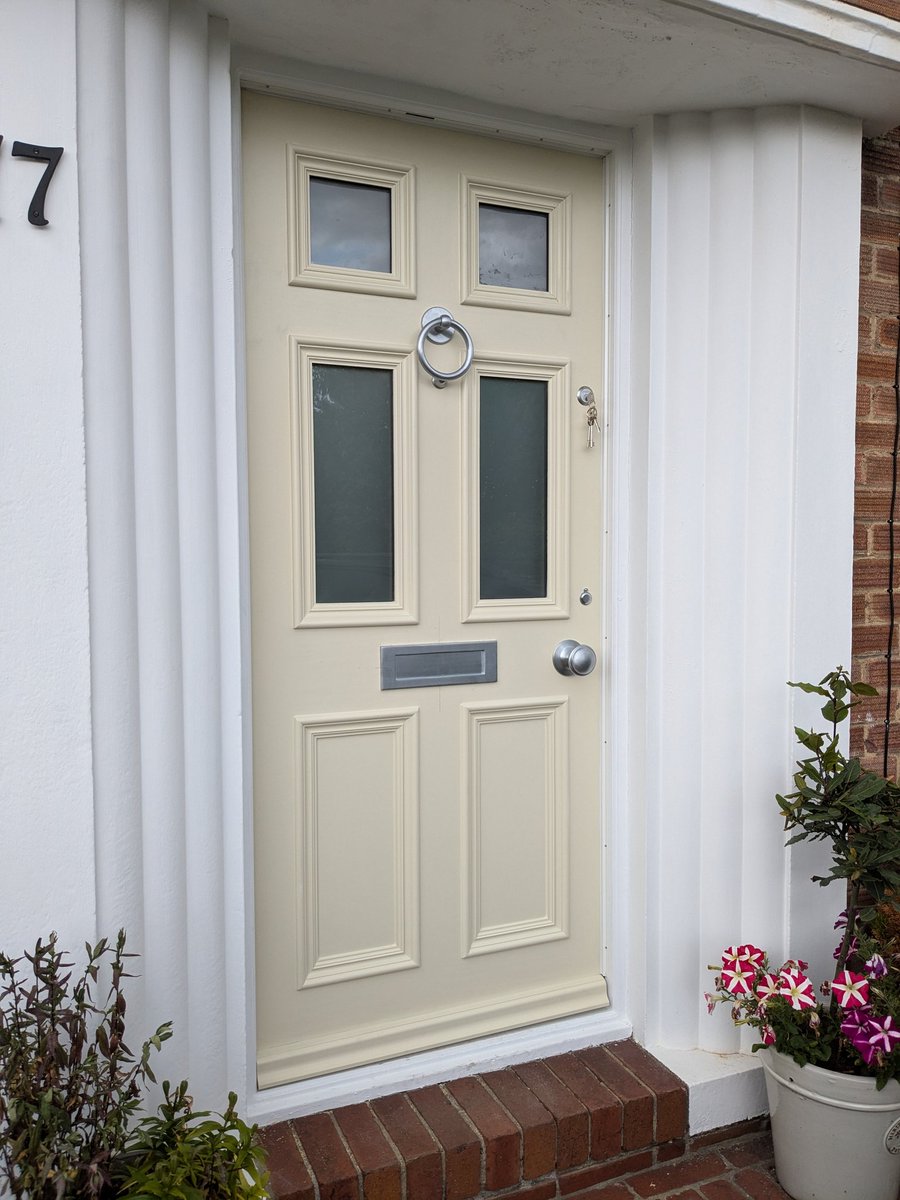 A lovely Accoya front door hung in Gosforth yesterday. I've not fitted a ring knocker for ages. Sand blasted double glazing and primed ready to paint. <a href="/OchiltreeWindow/">Ochiltree joinery</a> <a href="/Guild_MasterC/">The Guild of Master Craftsmen</a> <a href="/IoCarpenters/">IOCarpenters</a> <a href="/Accoya/">Accoya Wood</a>