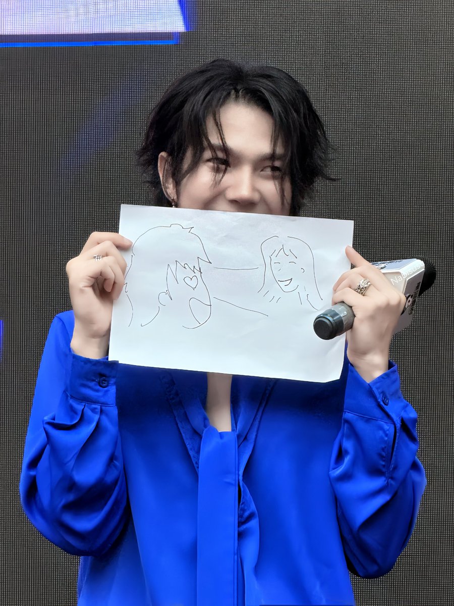 I like my boy very much！💙🥰 
喜欢不是一件浪漫的事，喜欢你才是！

#BuildJakapan
<a href="/JakeB4rever/">BIU.</a> 
#Beyourluve