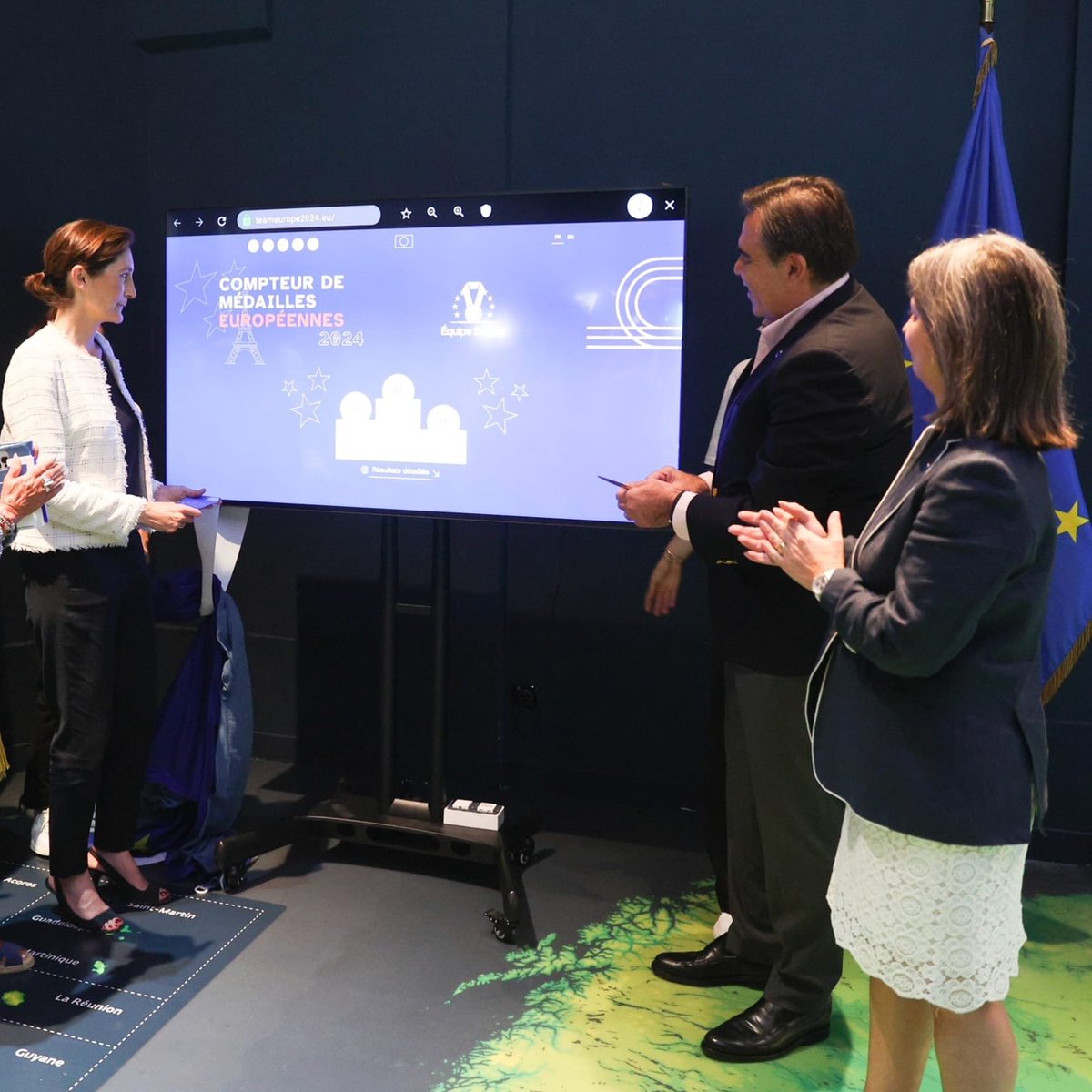 DrezetValerie's tweet photo. Les jeux sont sur le point de débuter !

Tout au long de la compétition, suivez les succès des athlètes de l’UE grâce à notre compteur européen 🇪🇺 de médailles.

Aux jeux comme au sein de l'UE, la force du collectif fait la différence.

🥇🥈🥉→ https://t.co/oW6Ob3bJi5 https://t.co/06ncBa3i3k
