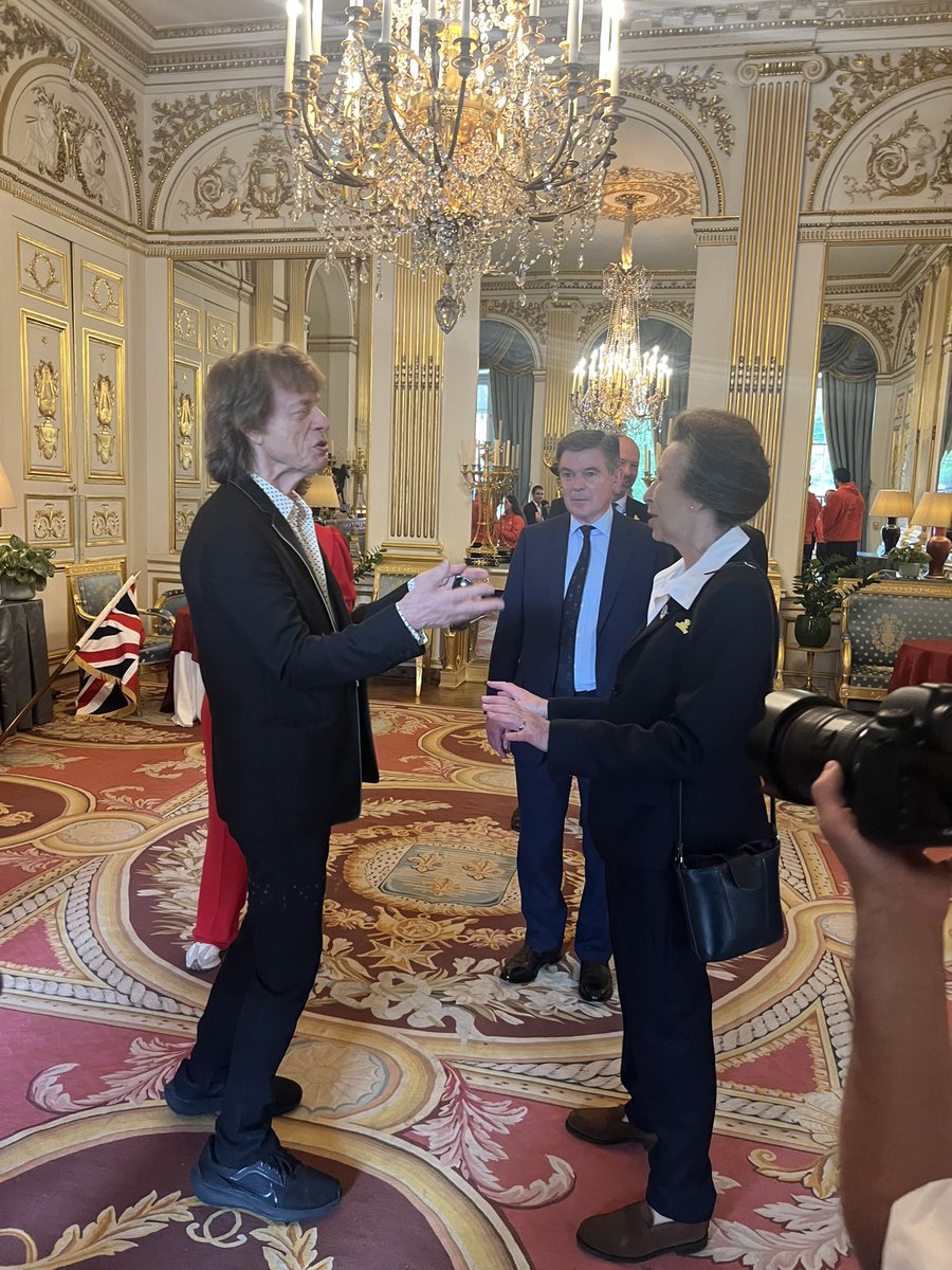MickJagger's tweet image. Wonderful to meet and support @TeamGB !!