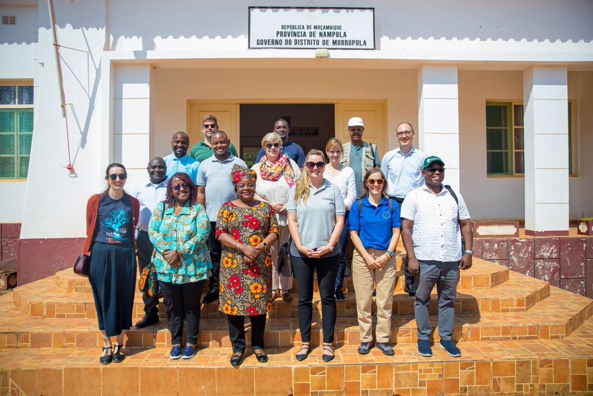 CanHCMozambique's tweet image. In #Nampula, the #PeaceProcess Donor Coordination Group begins a field visit to see and hear first-hand the successes and challenges of implementing the #MaputoAccord.

Since 2020, Canada has been the Donor Representative for the peace process basket fund.

Peace is our culture