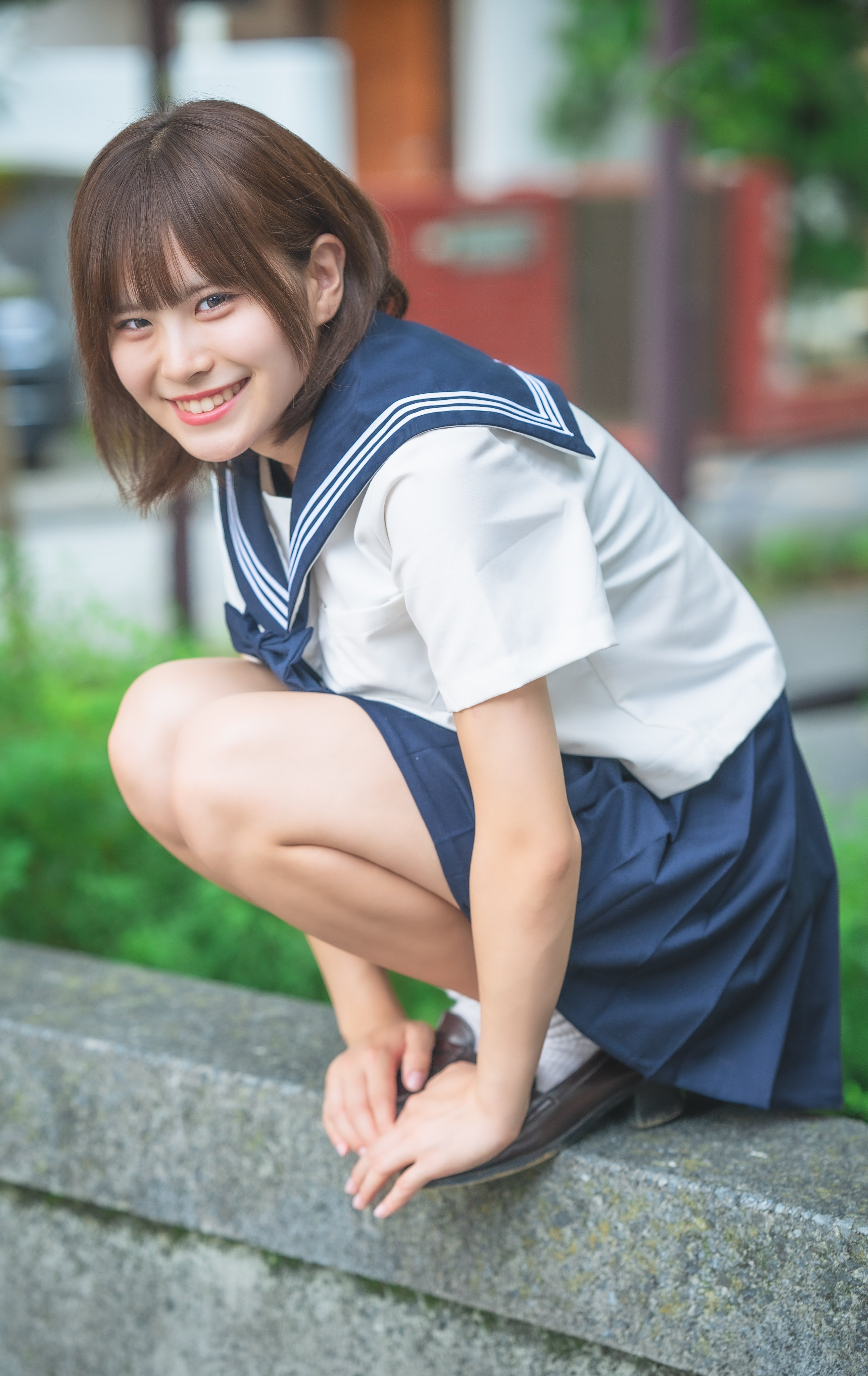 ソリュンのサイン入りポラロイド写真 黒制服 Amazon.co.jp: BOYNEXTDOOR yizhiyu 一直娱北京サイン会