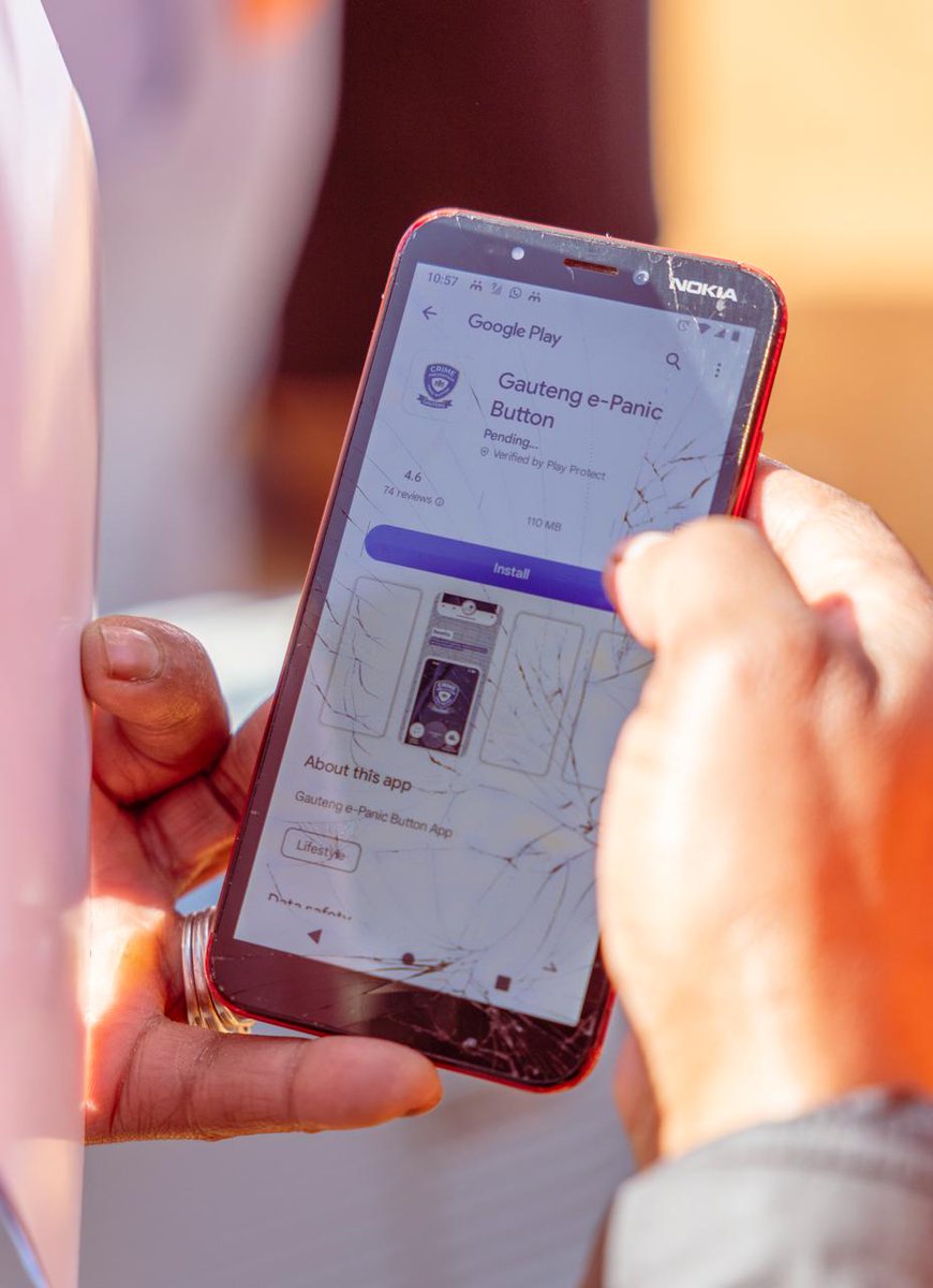 GautengeGov's tweet photo. Did you know? The e-Panic Button is versatile – perfect for medical emergencies, security threats, and more. Discover how it can help you stay safe. Download the app from the App Store or Google Play Store now!
#CreatingASaferGauteng
#WarOnCrime
#GrowingGautengTogether https://t.co/CUG2OKOYz0