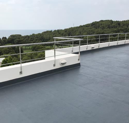 Protege tus edificaciones con UltraFlex, el sistema de impermeabilización líquida certificado para una vida útil superior a 25 años. 

Esta membrana se aplica en frío y es ideal para cubiertas, terrazas y más. ¡Sin imprimación previa ni tiempos de espera!

acortar.link/DMyerA