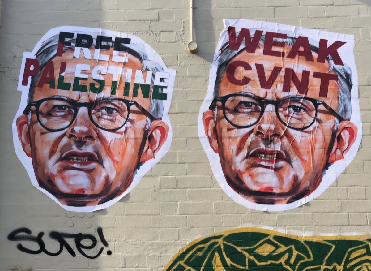 MatthewEager1's tweet image. Yep. 

But unlikely to happen with our current government. 

The attached image seen in Newtown this morning shows that I'm not the only one having these thoughts about albo right now 

#auspoł 
#disappointed
#dud
#GazaGenocide