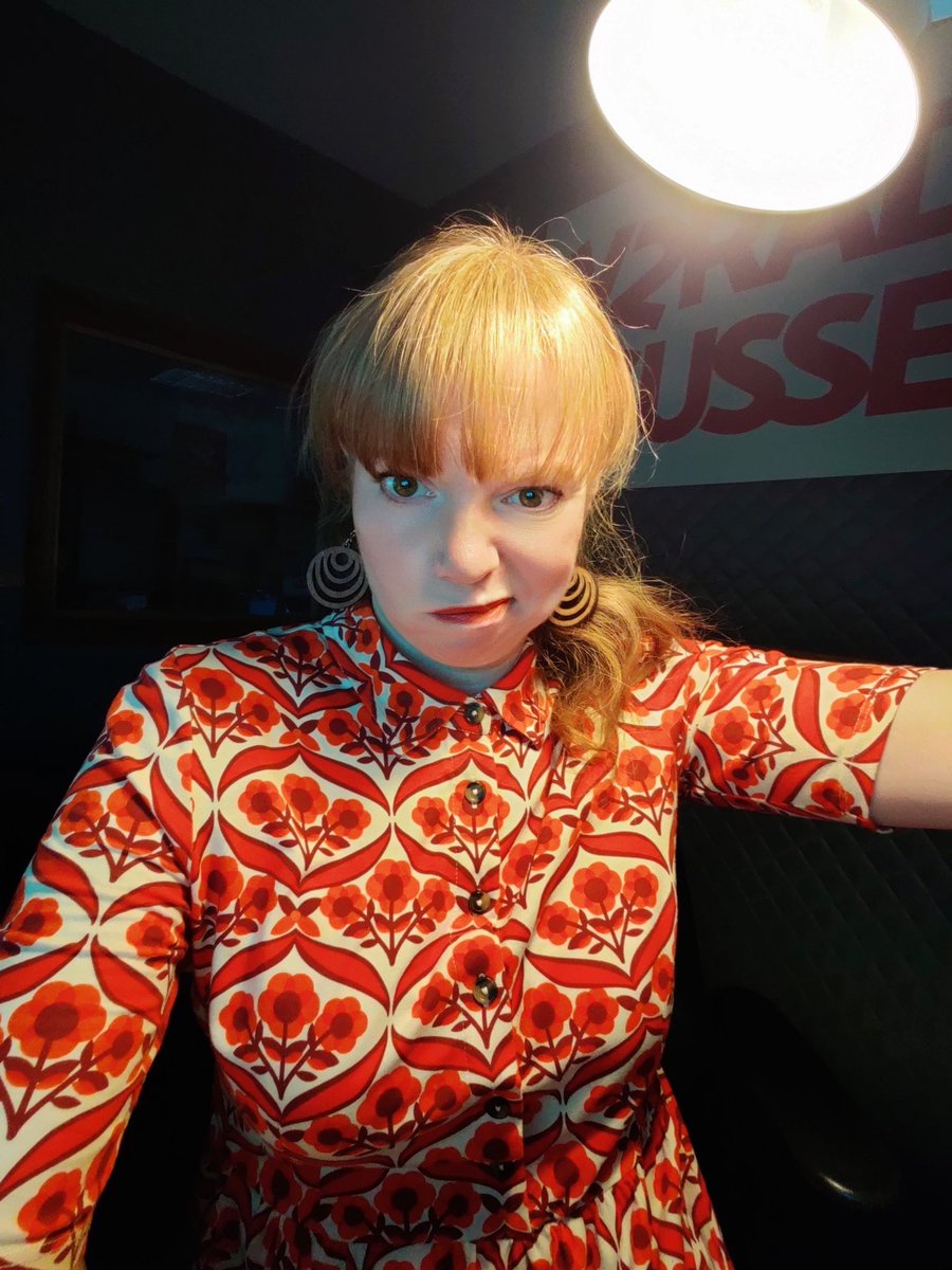 It's well dark this morning, can someone turn on a light? 💡
Join me for Breakfast on @v2radiosussex
Listen online (v2radio.co.uk) on DAB or ask your smart speaker to play V2 Radio.