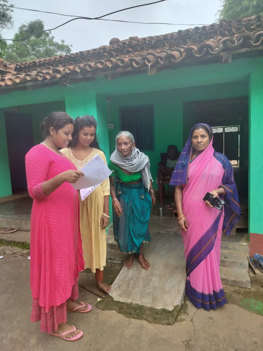 मतदाता सूची में अपने नाम की जाँच कर #NaamJancho अभियान से अवश्य जुड़े।
<a href="/ECISVEEP/">Election Commission of India</a>
<a href="/ceojharkhand/">Chief Electoral Officer, Jharkhand</a> 
<a href="/prdjharkhand/">IPRD Jharkhand</a>