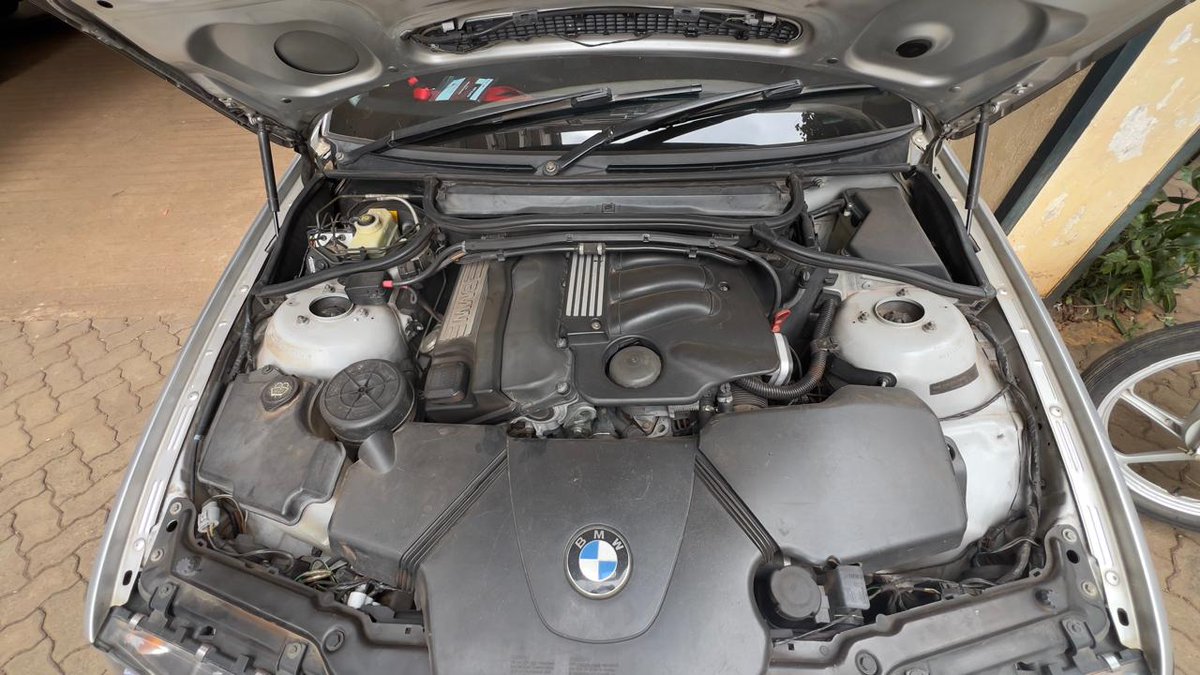 munene_am's tweet photo. @RodgersKipembe 2003 BMW E46 680k🔥🔥running 2000cc N42 engine that's covered 130700KM. 
Comes with upgraded 3D Halo LED Projector .Call 0707835355 https://t.co/LXJ7IrcoVF