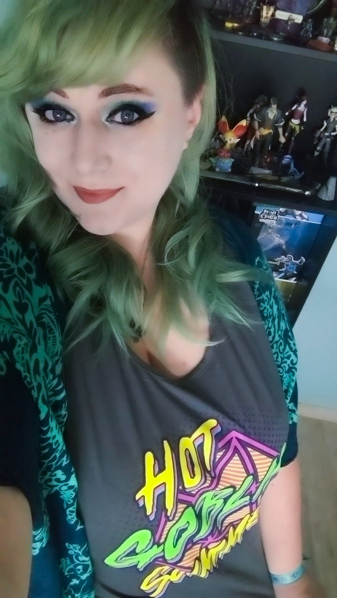 SheriffPirek's tweet photo. My #hotgoblinsummer shirt is finally here aaah β¨
Thank you @PrintInkling new design is so nice π
Time to return to office in style π
https://t.co/3pvfUkWdhn